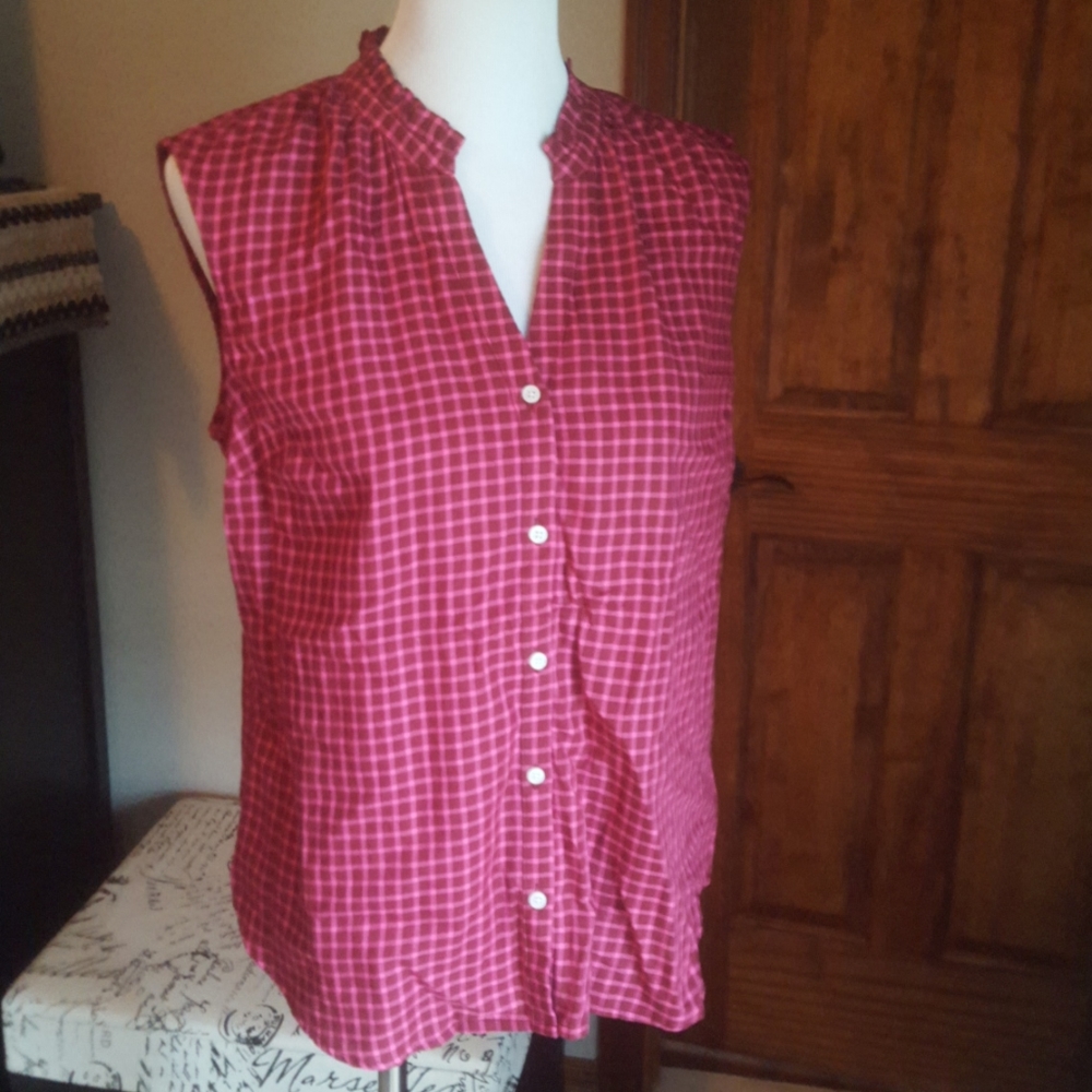 Old Navy Ruffle Collar Button Down